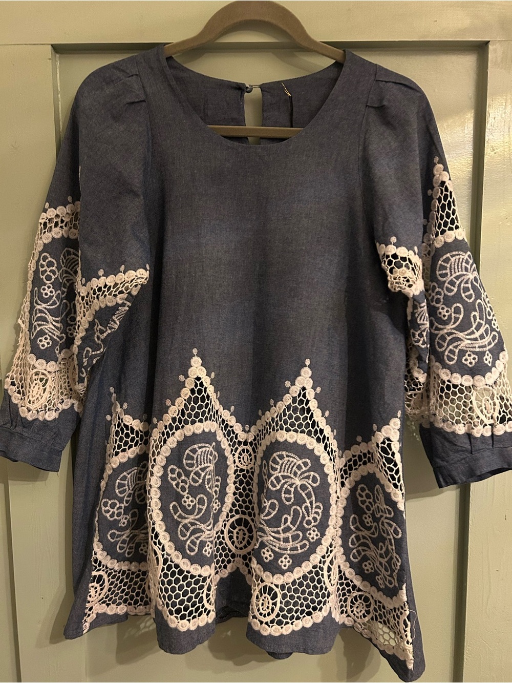 Embroidered Blue Tunic with Cream Lace TrimREAD DESCRIPTION!!